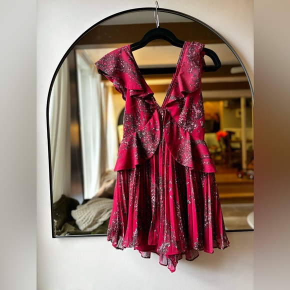 KEEPSAKE THE LABEL | Printed V neck Romper floral in red | size xs - Picture 3 of 9